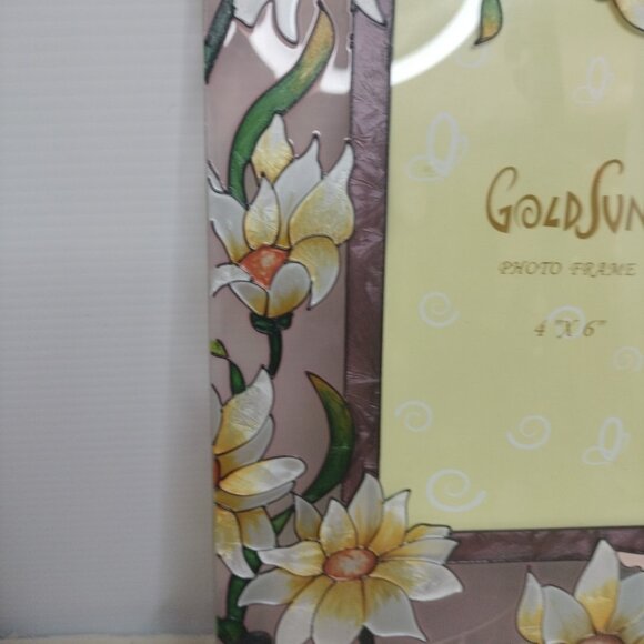 Hand painted sun catcher Picture Frame High Relief Flowers & Butterfly Fair - Picture 8 of 12